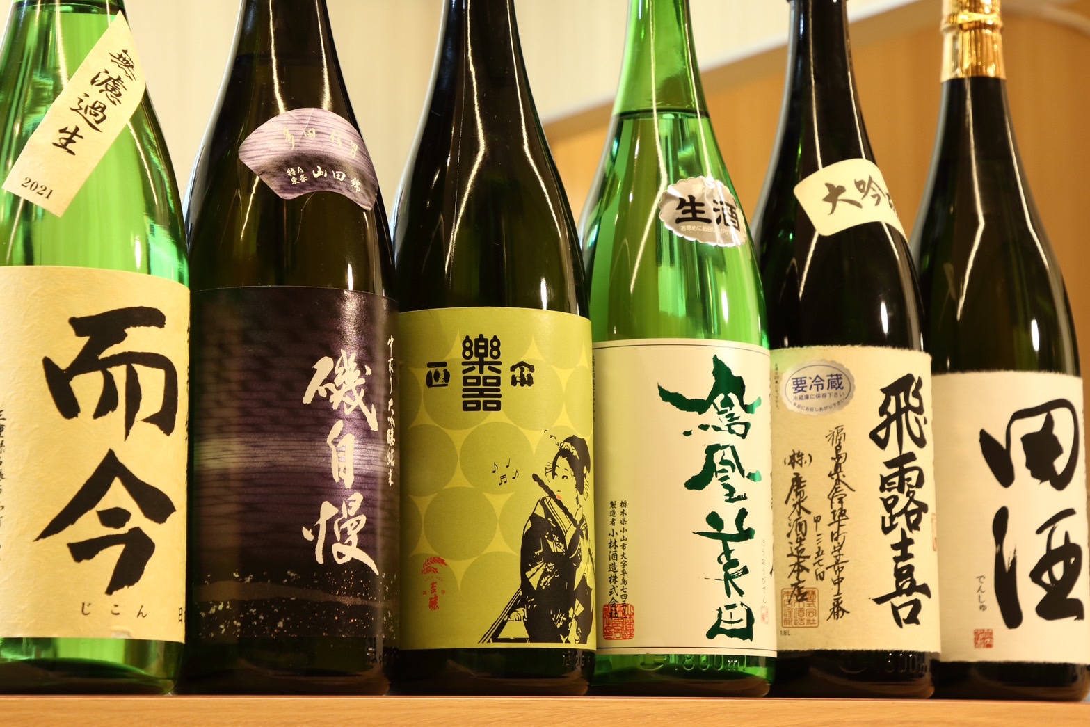 利き酒師が厳選して仕入れる日本酒